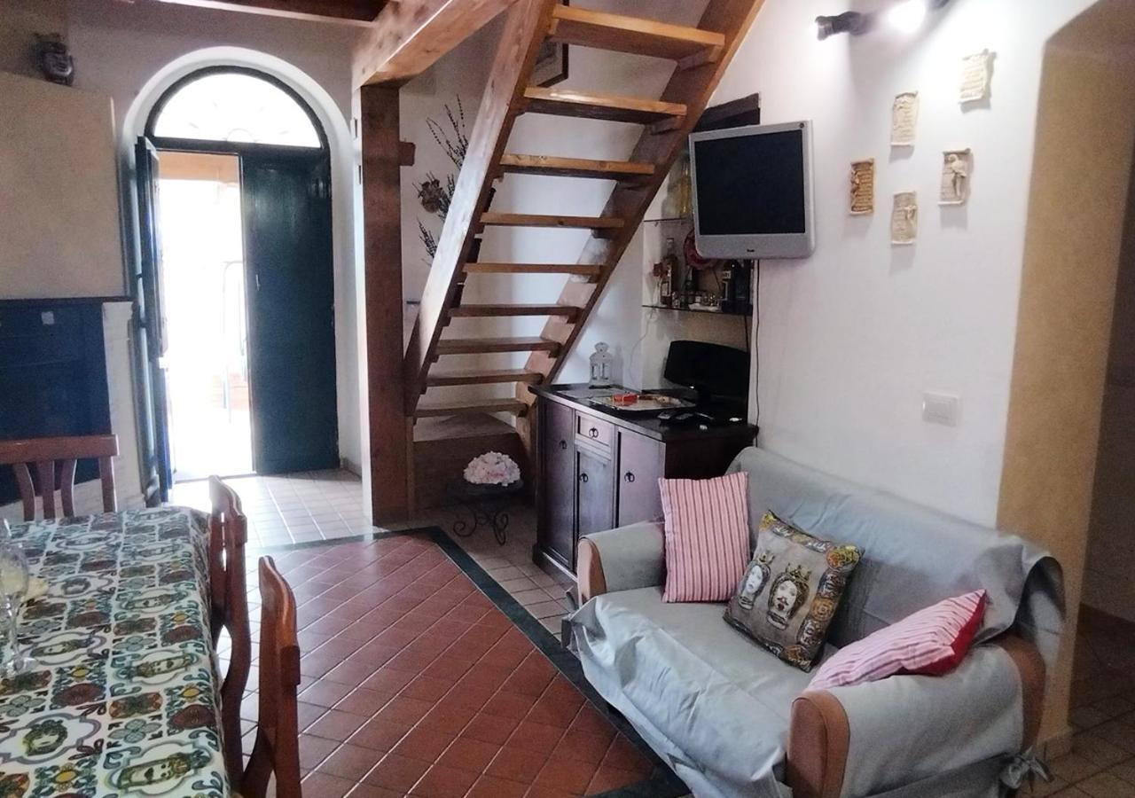Peri Peri Guest House Mascali Ngoại thất bức ảnh